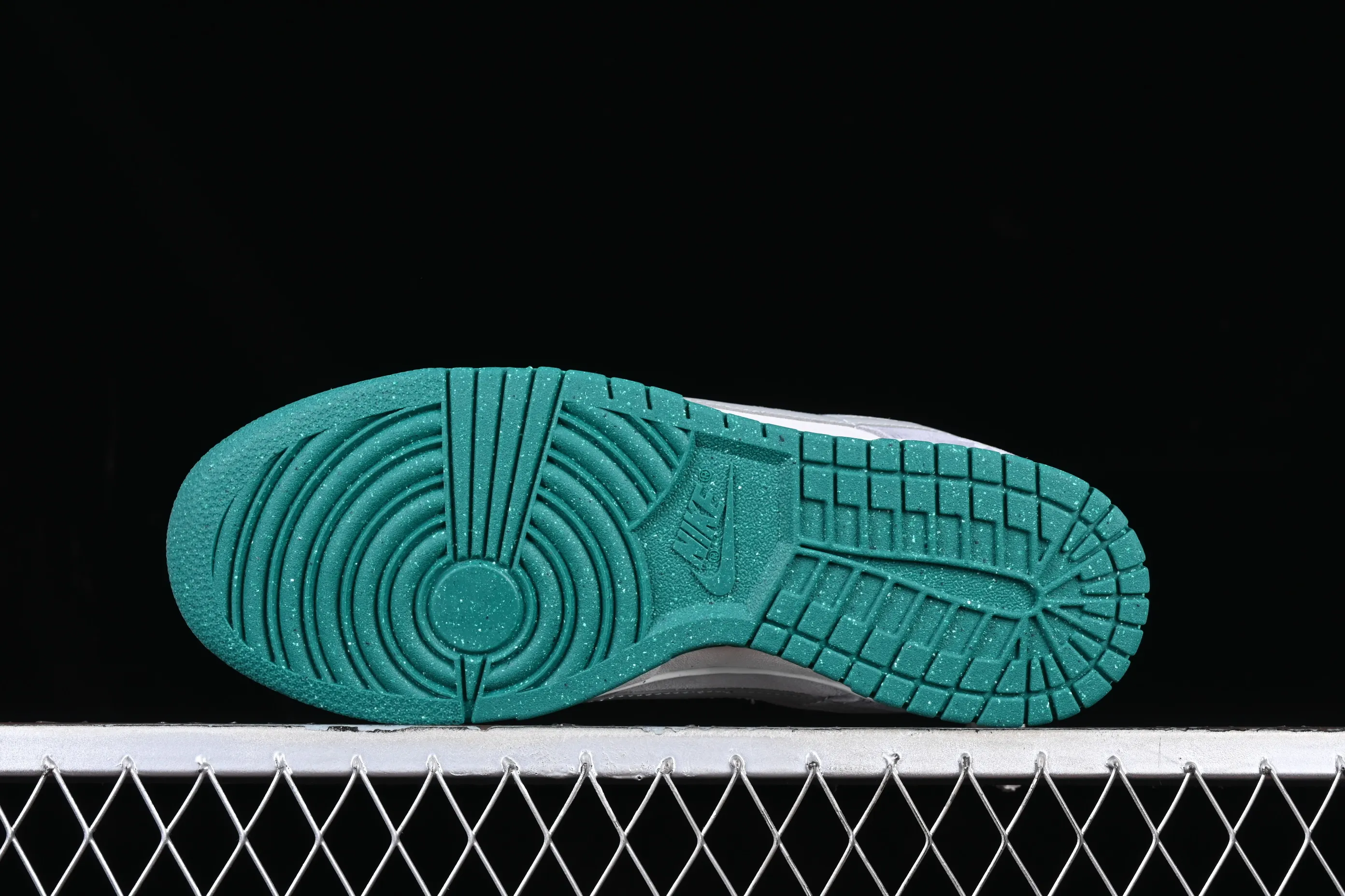 All categories Nk SB Dunk series Nk SB Dunk Low low-top sneakers Nk SB Dunk Low "85" SB low-top sports and leisure sneakers DO9457-143